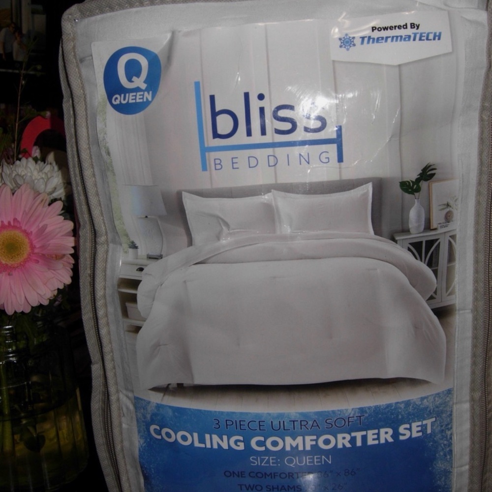 Bliss Bedding White 3 Piece Cooling Comforter Set Queen Therma TECH Brand New